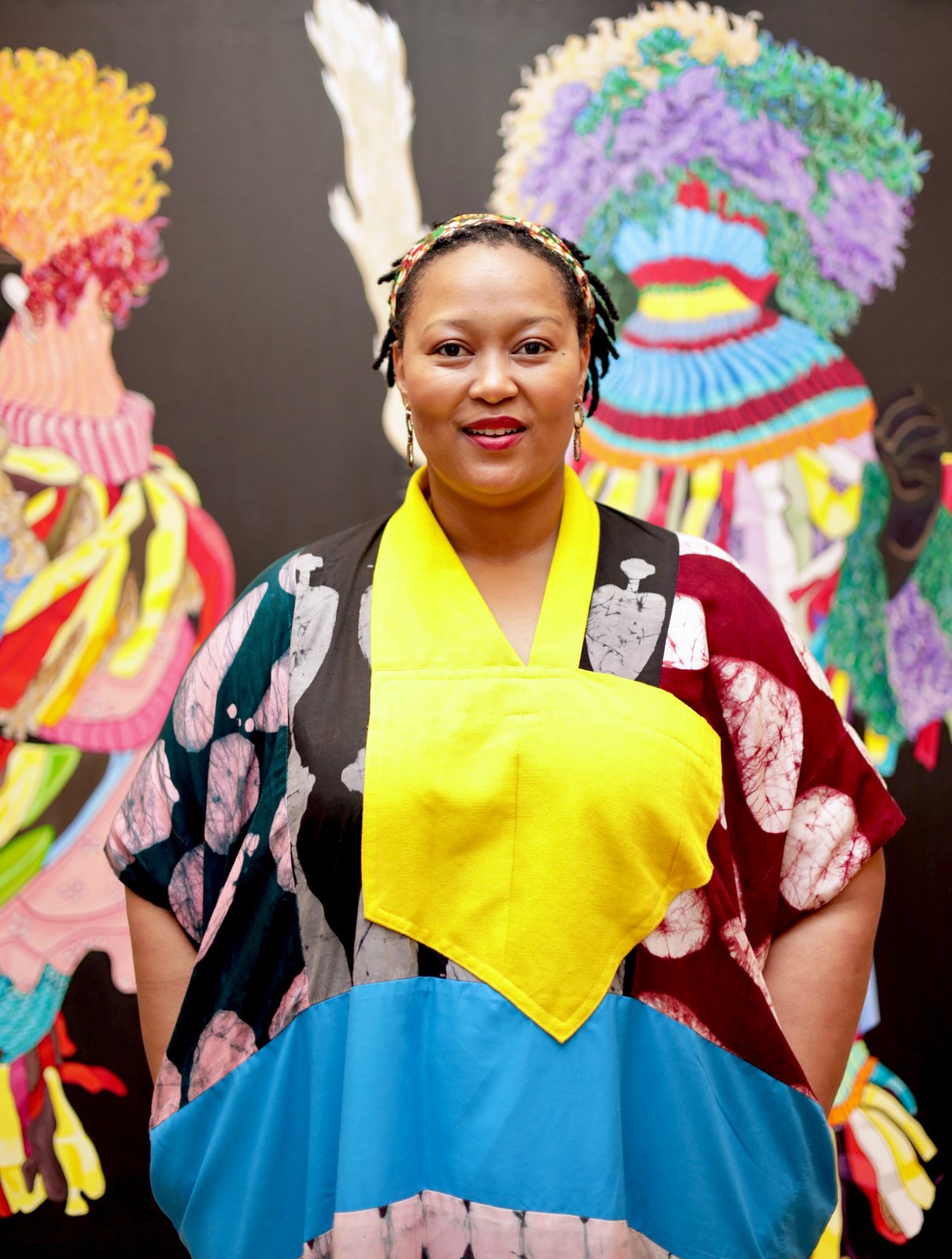 A guest before Otu Iche &mdash; Embodied Spirits opening, Gaia Africa Club, Lagos